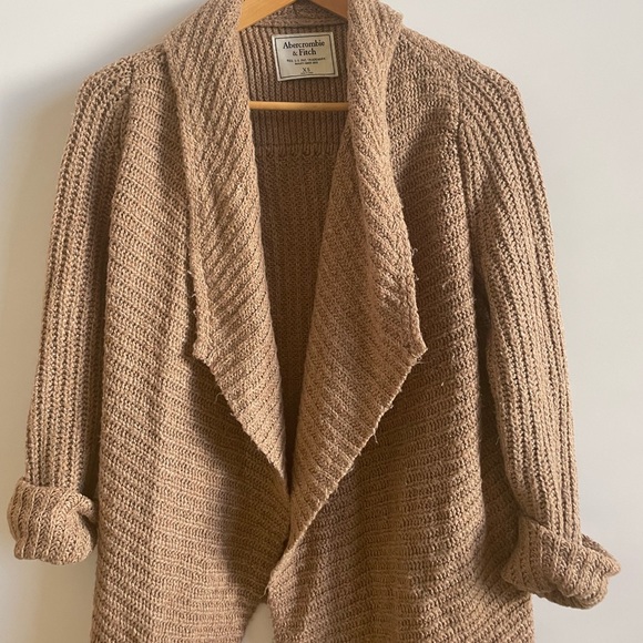 Abercrombie knit cardigan sweater - Picture 2 of 8